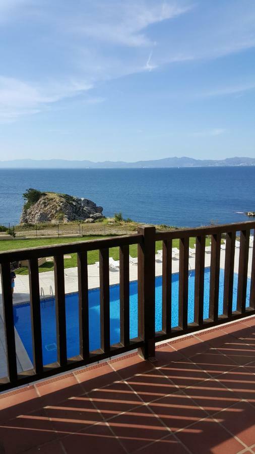 Apartament Magnifiques Vistes- Port De Rei L' Escala Bagian luar foto