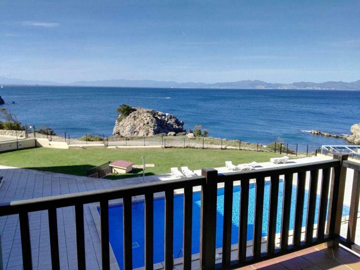Apartament Magnifiques Vistes- Port De Rei L' Escala Bagian luar foto
