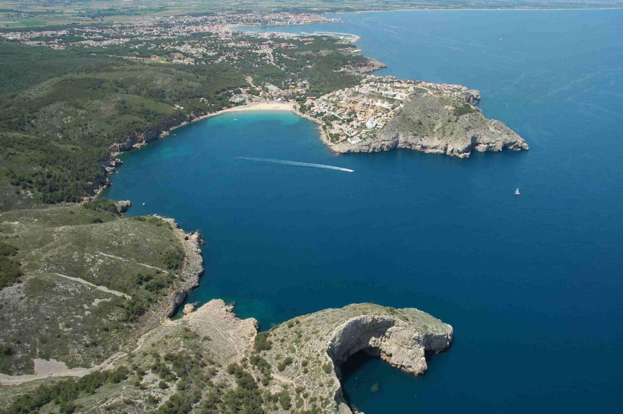 Apartament Magnifiques Vistes- Port De Rei L' Escala Bagian luar foto