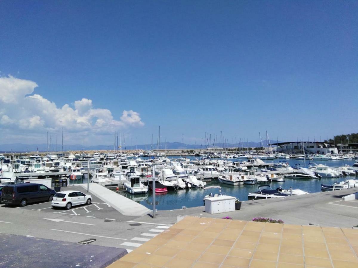 Apartament Magnifiques Vistes- Port De Rei L' Escala Bagian luar foto