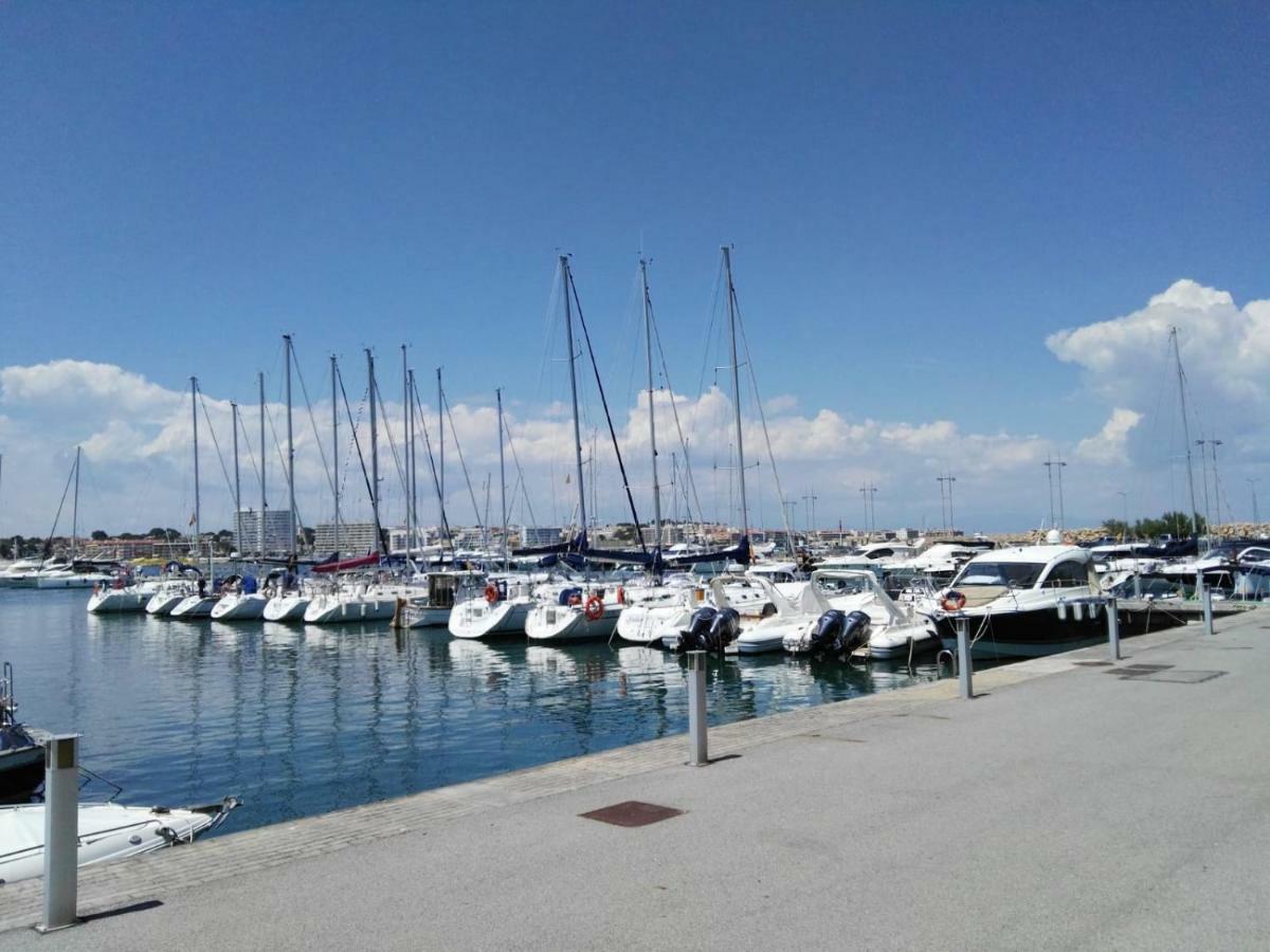 Apartament Magnifiques Vistes- Port De Rei L' Escala Bagian luar foto